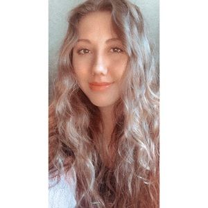 Meet your Posher, Faith